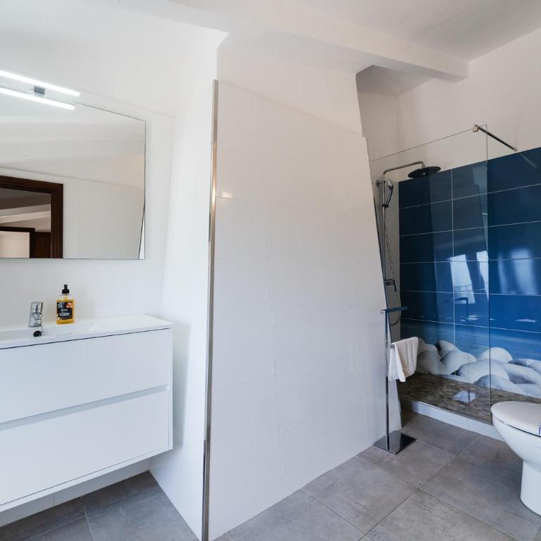 Can Pere Xine - piscina, BBQ, terraza y wifi - Chalet de 3 dormitorios - 29