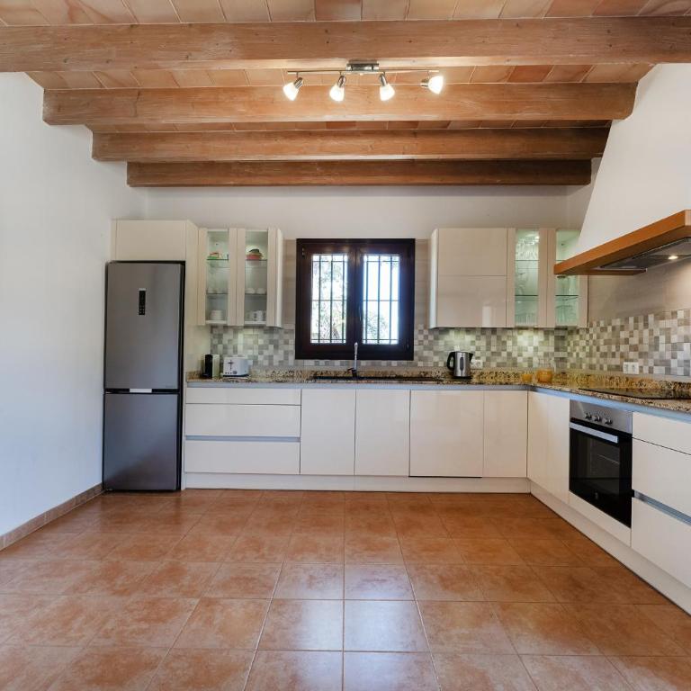 Can Pere Xine - piscina, BBQ, terraza y wifi - Chalet de 3 dormitorios - 31