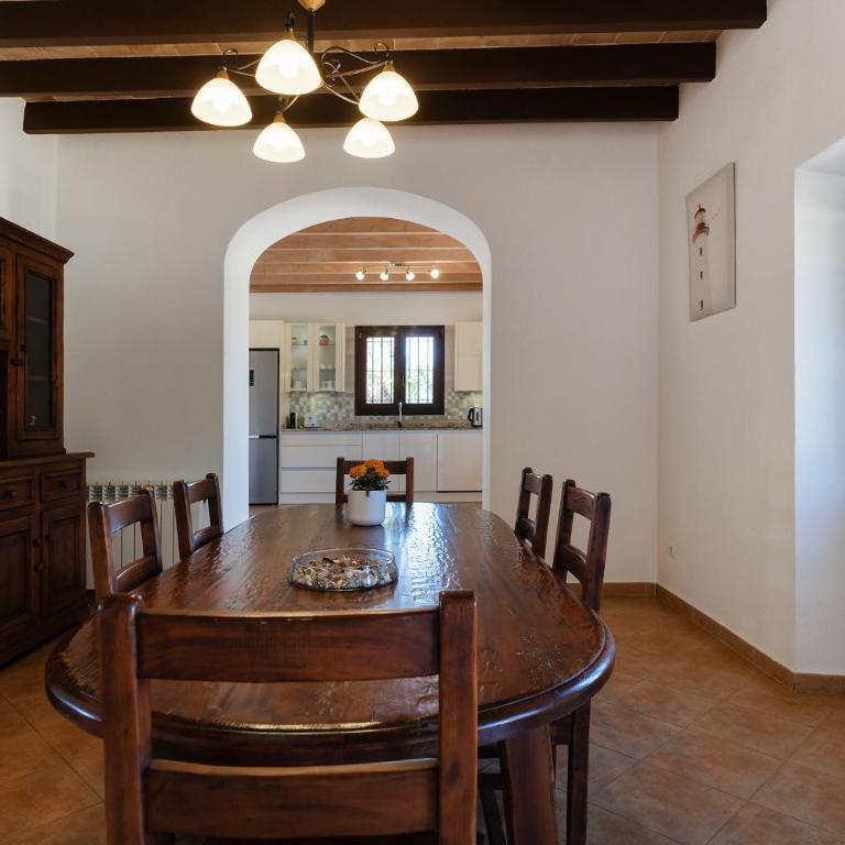 Can Pere Xine - piscina, BBQ, terraza y wifi - Chalet de 3 dormitorios - 36