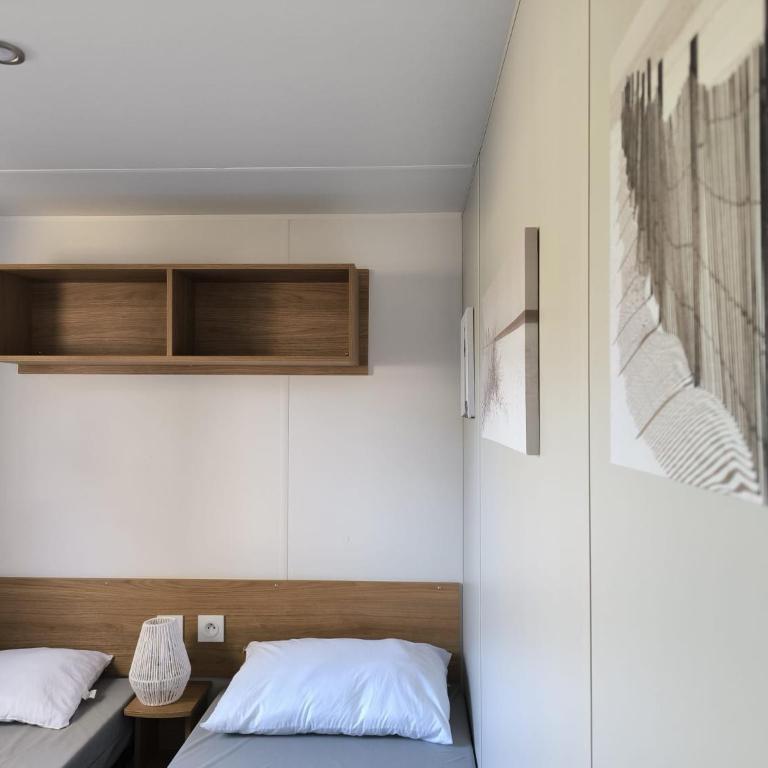 Superbe mobil home 8 pers tout confort camping 4 étoiles - Mobile Home - 5