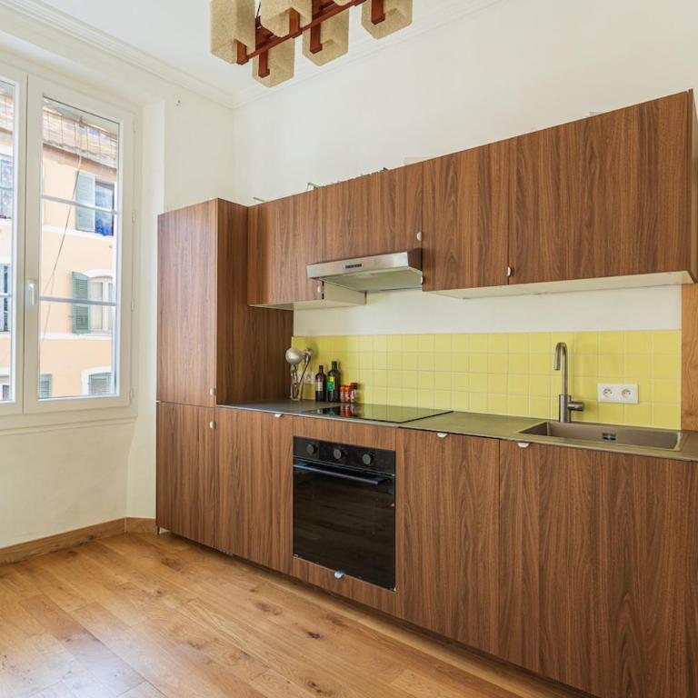Joli appartement centre-ville proche port - Apartamento de 2 dormitorios - 15