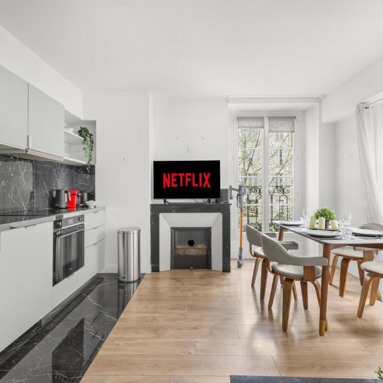 Hôtel de Ville Elegant 1BR Apartment with Netflix - Appartement 1 Chambre - 3