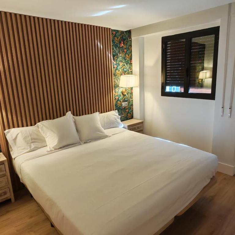 Apartahotel Quo Eraso - One-Bedroom Family Apartment - 14