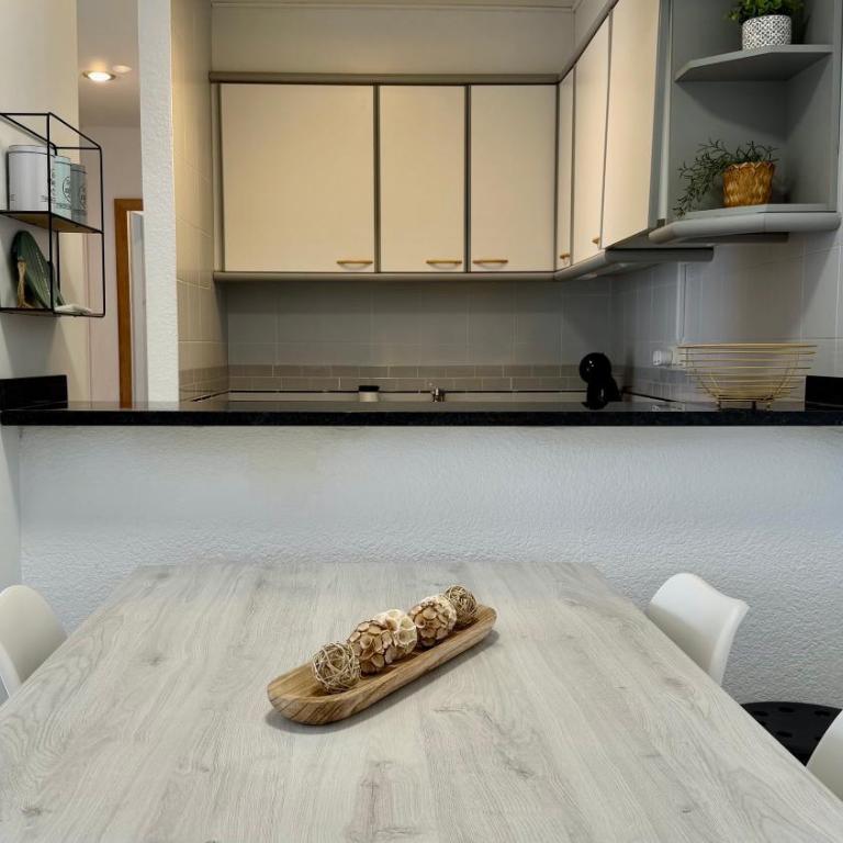 BLAUMAR B 36 - Apartamento con piscina - Two-Bedroom Apartment - 24