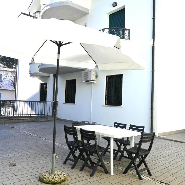 RP04 - Cesenatico, pentalocale con ampio giardino vicino al mare - Appartamento - 2
