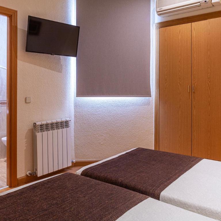 Hotel Mediodia - Budget Double Room - 6