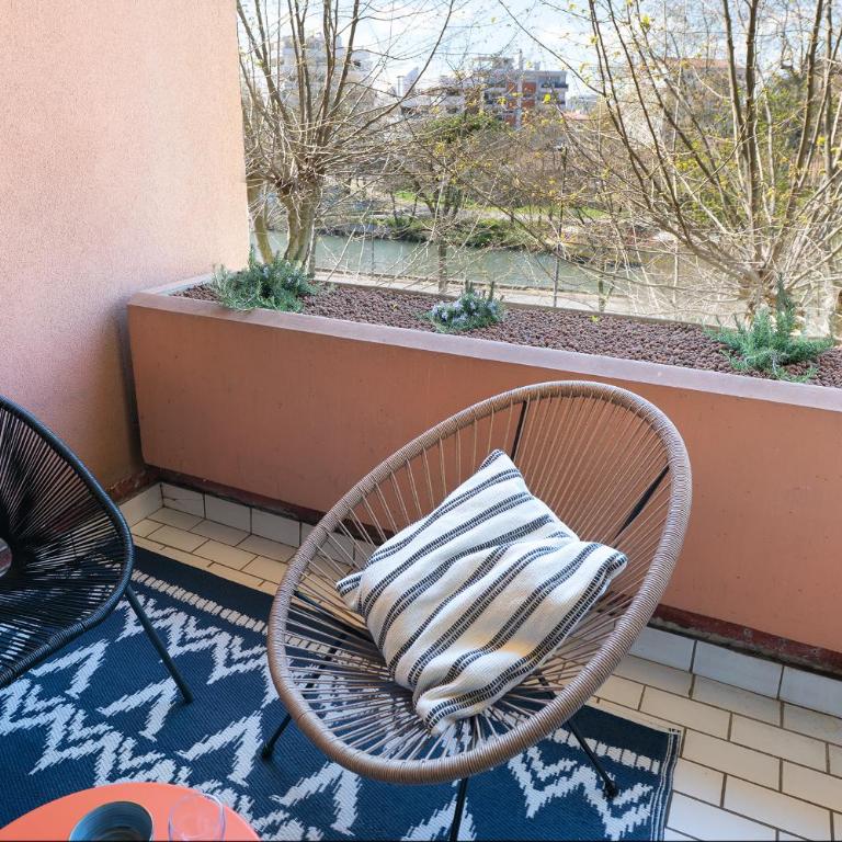 Appart climatisé Canal du Midi - Toulouse - Parking Privé - 10 min jardin des plantes - One-Bedroom Apartment - 28