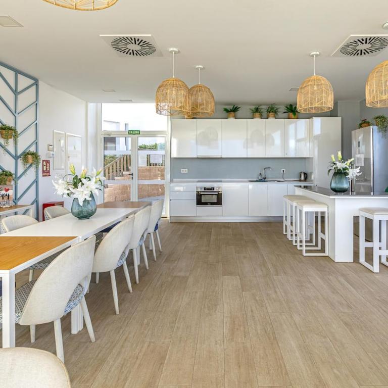 Family Vacation - 3Pools, Gym, SPA, Padel - Two-Bedroom Apartment - 3