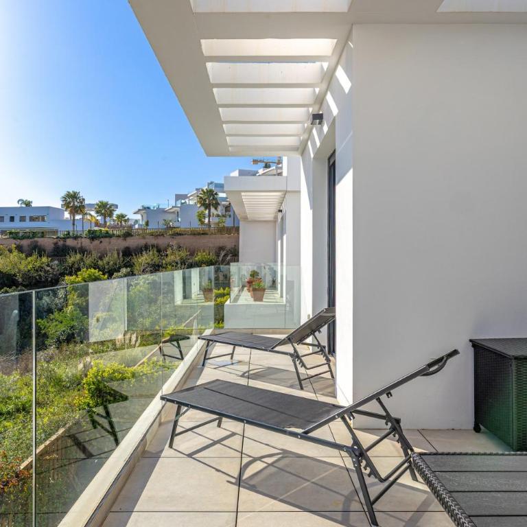Family Vacation - 3Pools, Gym, SPA, Padel - Two-Bedroom Apartment - 5