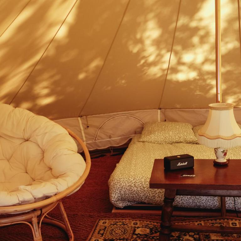 Tente double - Hegoa Surf Camp Pays Basque - Double Tent - Tienda Doble - Tienda - 3