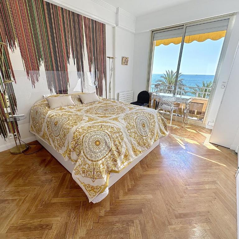Beautiful 3 bedroom. Direct sea view. 401 - Appartement 3 Chambres - 13