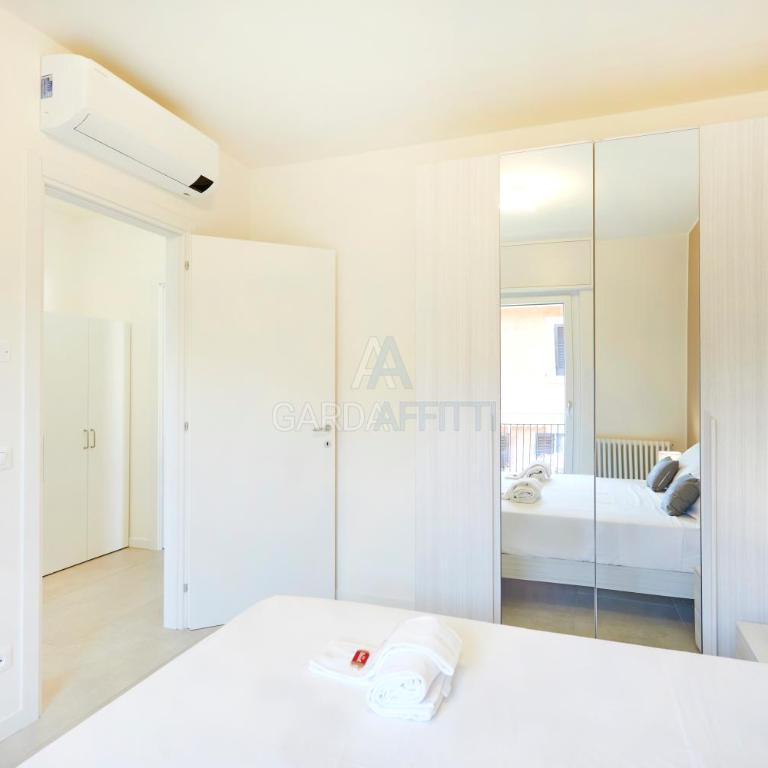 Giuli's House - Terrazza privata e comfort nel cuore di Sirmione - Appartamento con 1 Camera da Letto - 17