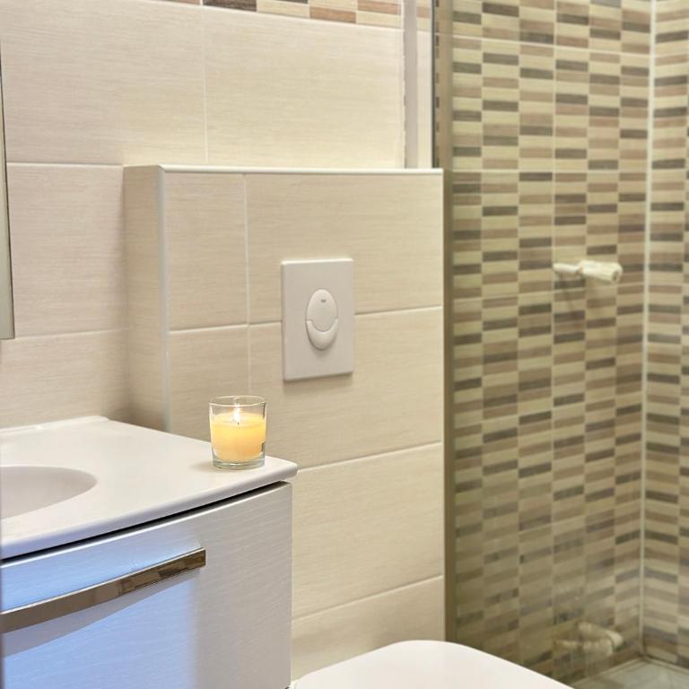 K&M RESlDENCE - Appartamento con 3 Camere da Letto - 38
