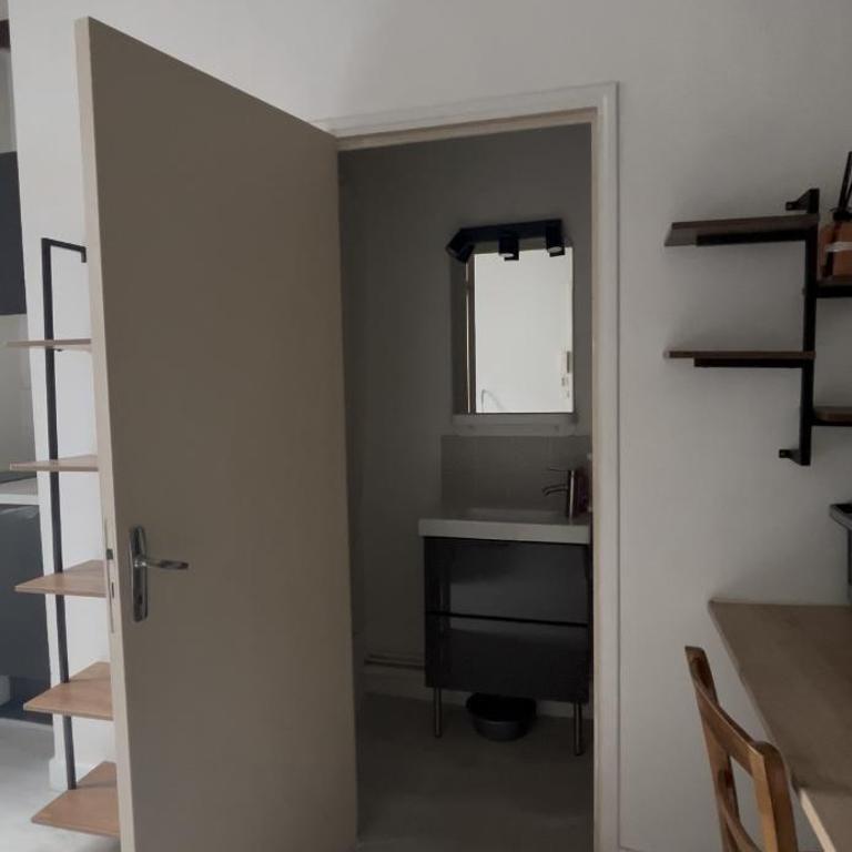 Studio T1 TOURS - One-Bedroom Apartment - 3