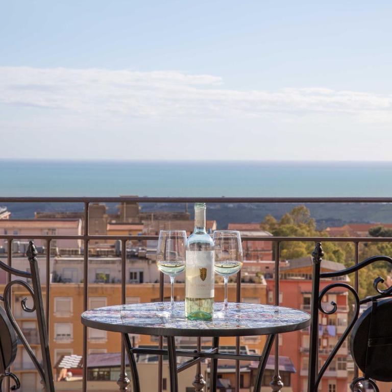 B&B Sikelia Suite - Camera Matrimoniale Deluxe con Balcone e Vista Mare - 6