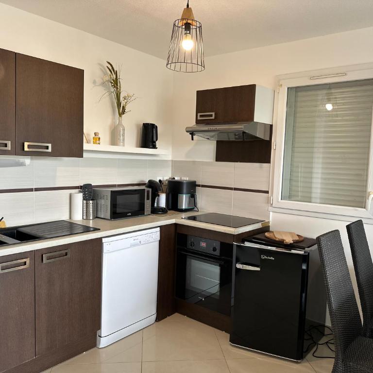Appartement à la mer , parking privé couvert - Apartment mit 2 Schlafzimmern - 6