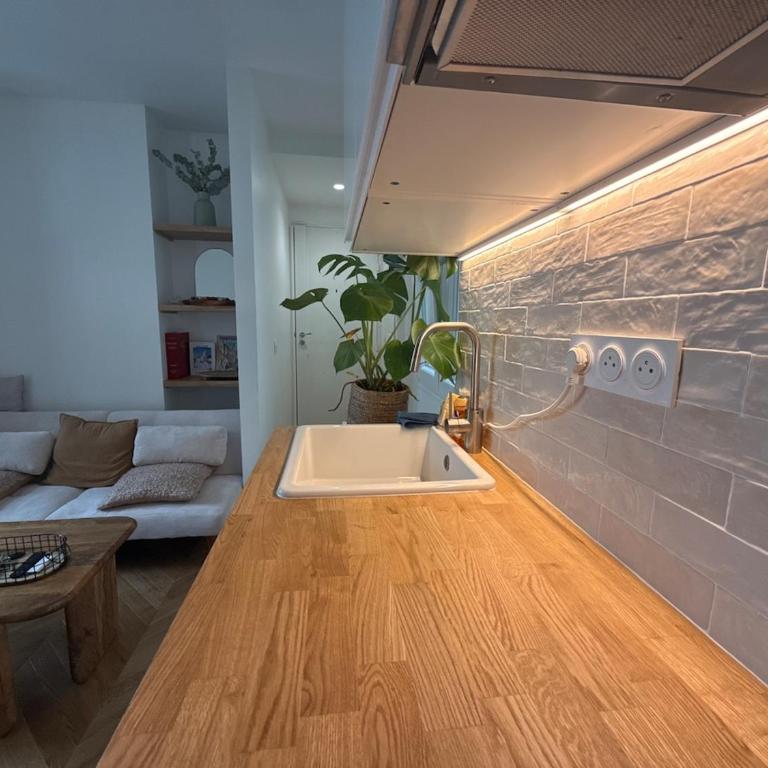 Appartement de charme au pied du Sacre Cœur - Apartamento de 1 dormitorio - 2