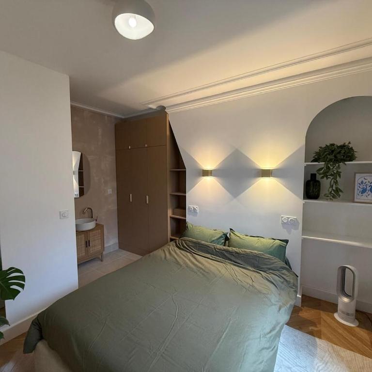 Appartement de charme au pied du Sacre Cœur - Apartamento de 1 dormitorio - 12