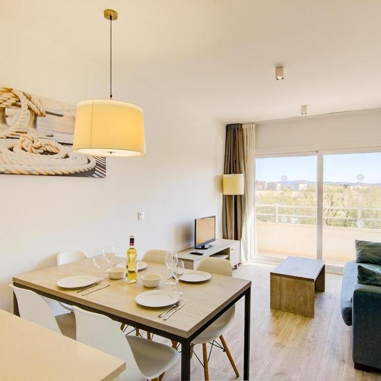 Star 210 Sistach Rentals - Two-Bedroom Apartment - 10