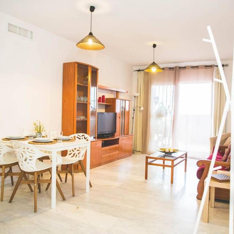 2 bed apartment with great views -Elviria Marbella - Casa - 18