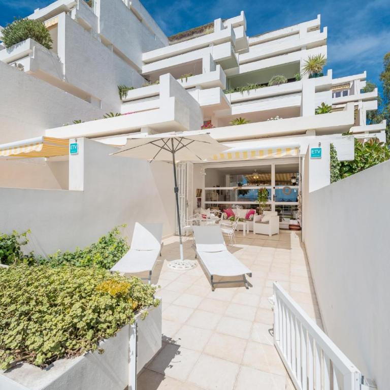 Edificio Canopus, Apartamento 24 en primera linea de la playa - Apartamento - 23