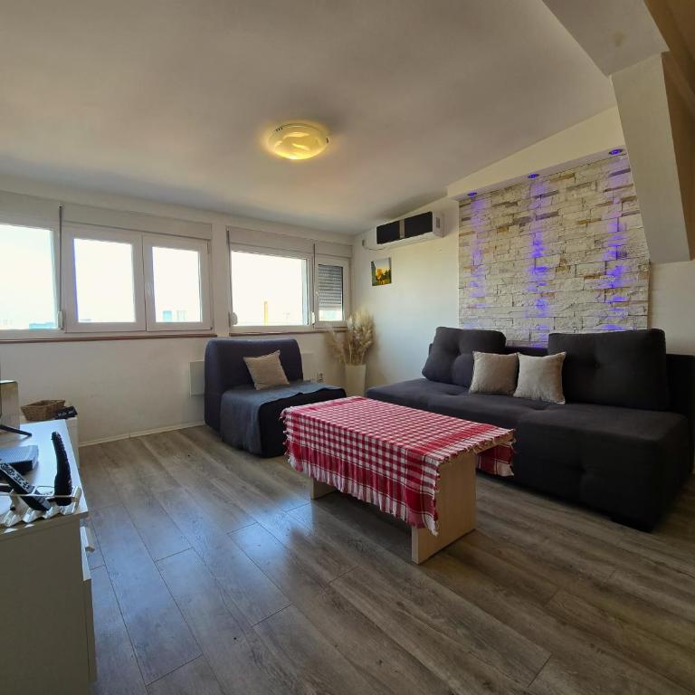 Apartman Gloria Sajam - Panorama - One-Bedroom Apartment - 1