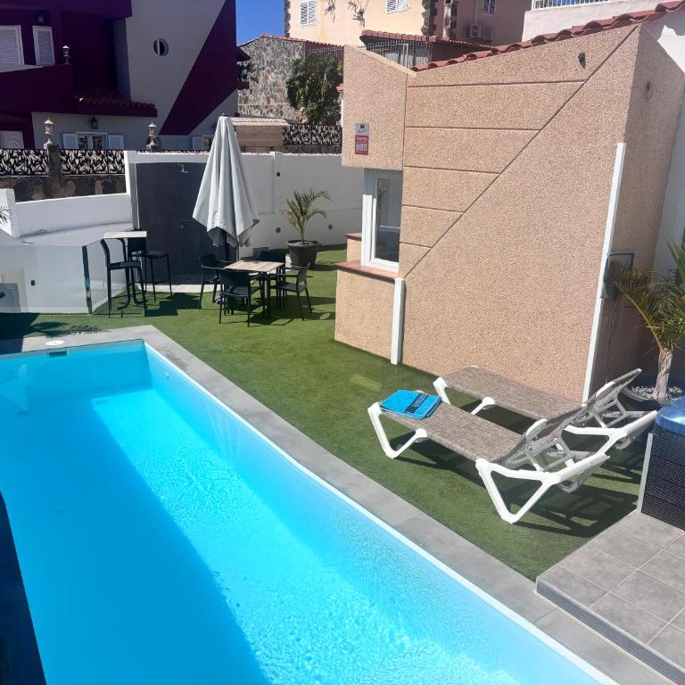 ViLLA DANEIRA LUX - Two-Bedroom House - 2
