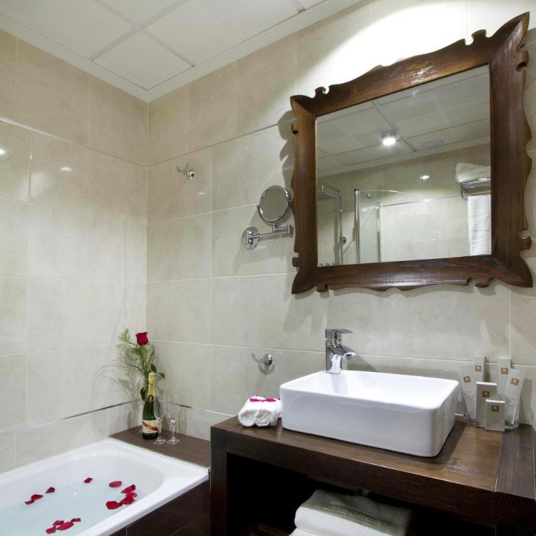 BLUESEA Alborán Adults Only- Ex Hotel MD Torremolinos - Habitación Doble - 9
