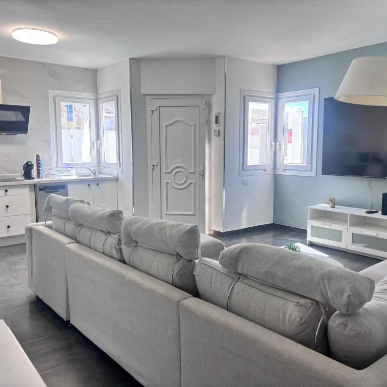 ViLLA DANEIRA LUX - Two-Bedroom House - 15