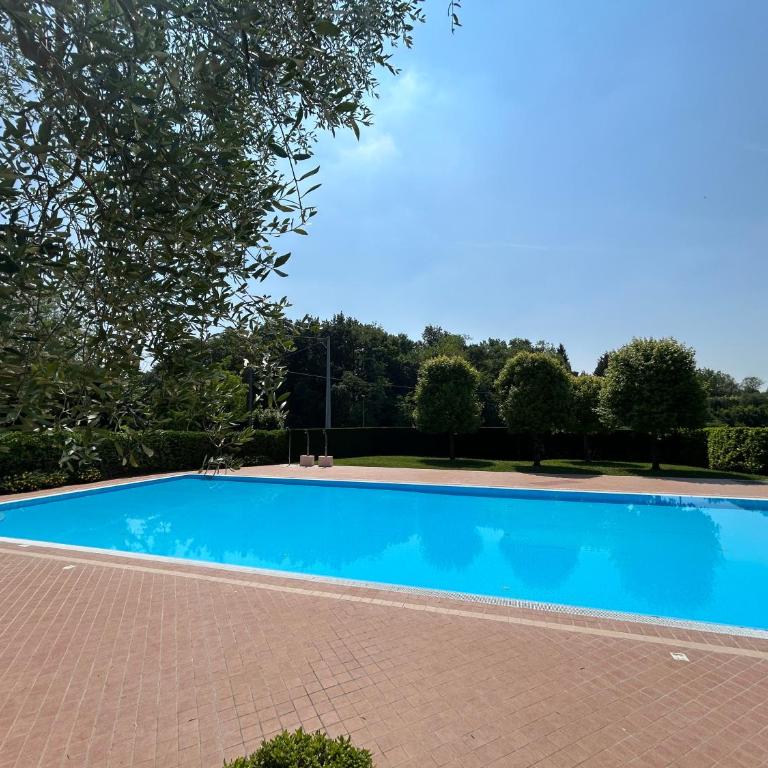 GIULIA LAKE RETREAt - One-Bedroom Apartment - 13