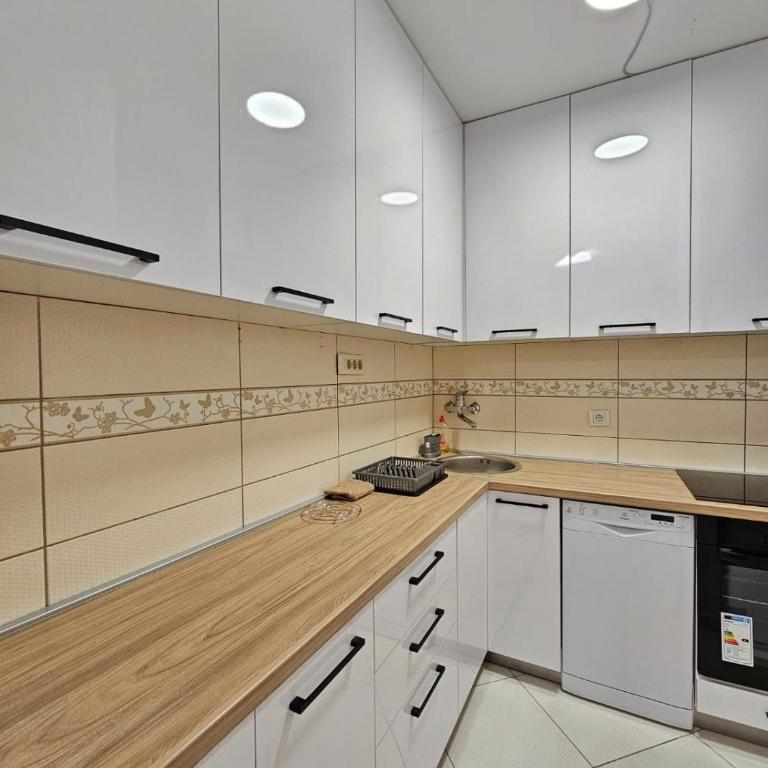 3 bedroom apartment Budva - Apartman sa 3 Spavaće Sobe - 27