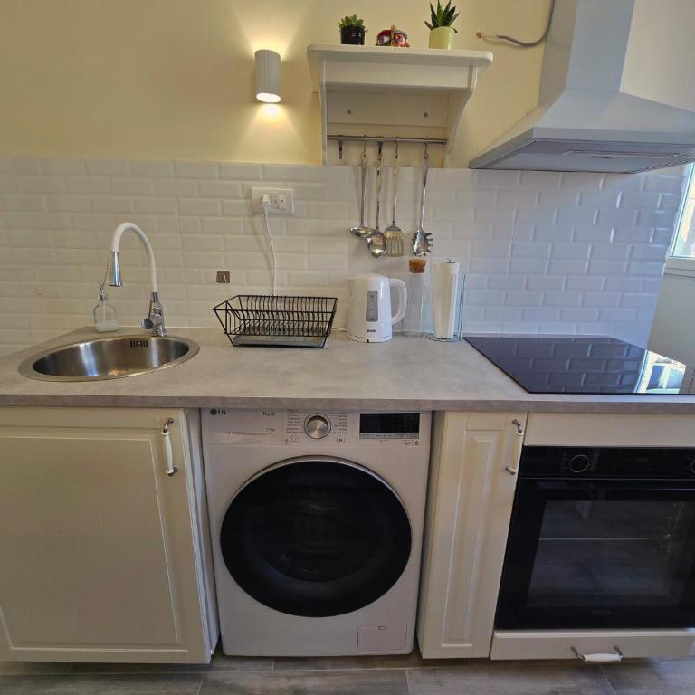Apartman Gloria Sajam - Lux - One-Bedroom Apartment - 9
