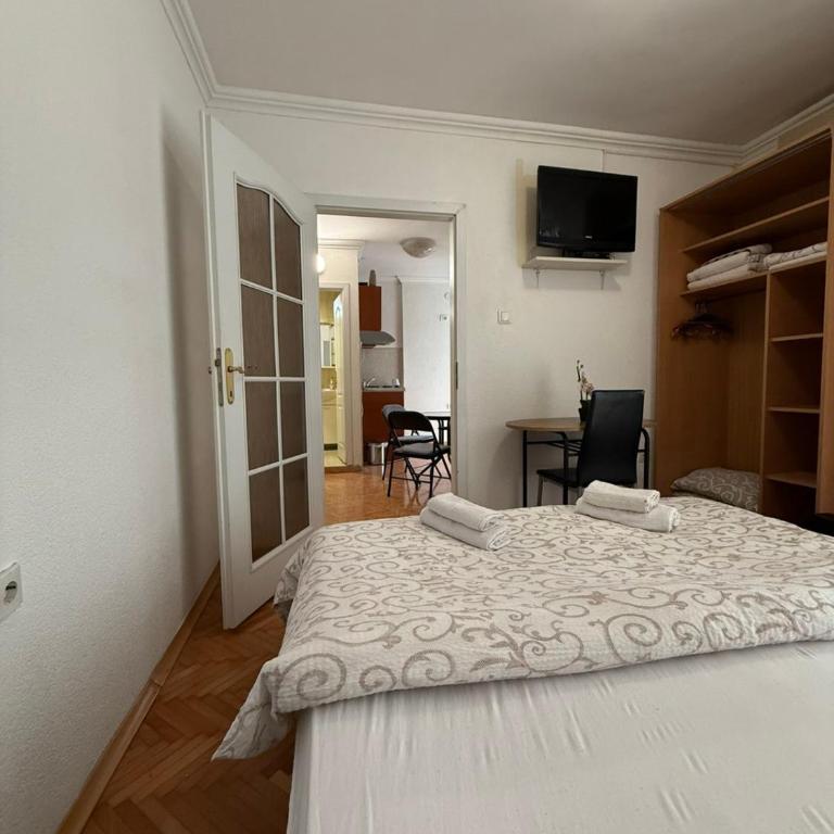 Centar Milena Apartmani Budva - Standard Apartment - 9