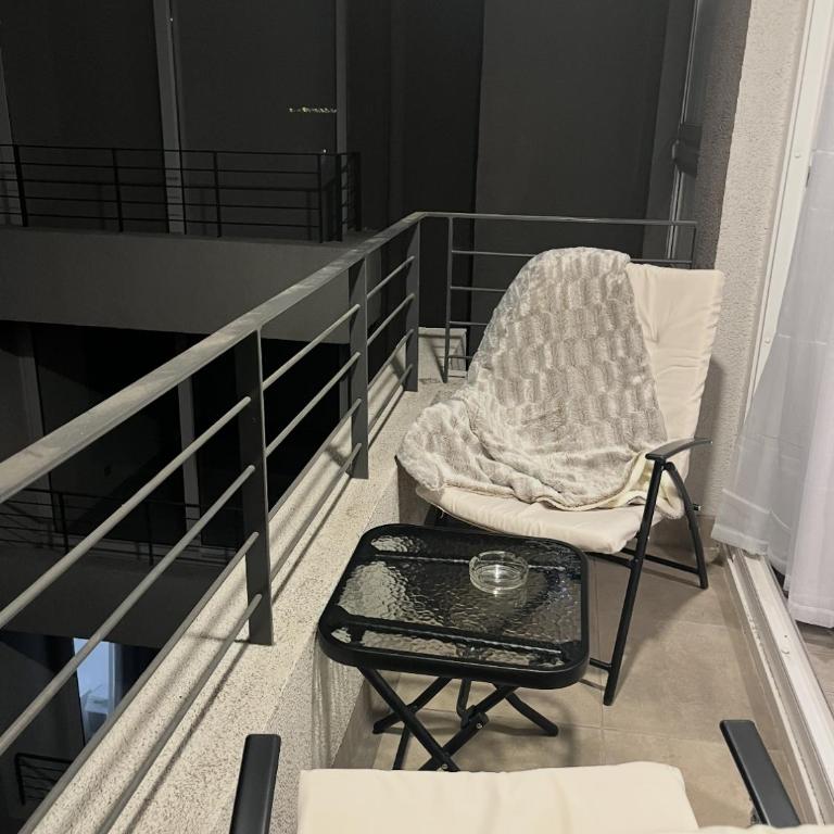 Depto nuevo junto a Movistar Arena y Fantasilandia - Apartamento de 1 dormitorio - 9