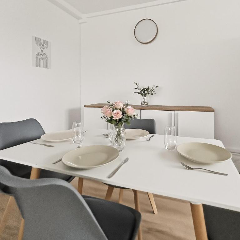 T4 moderne et convivial en centre-ville - Appartamento con 3 Camere da Letto - 10