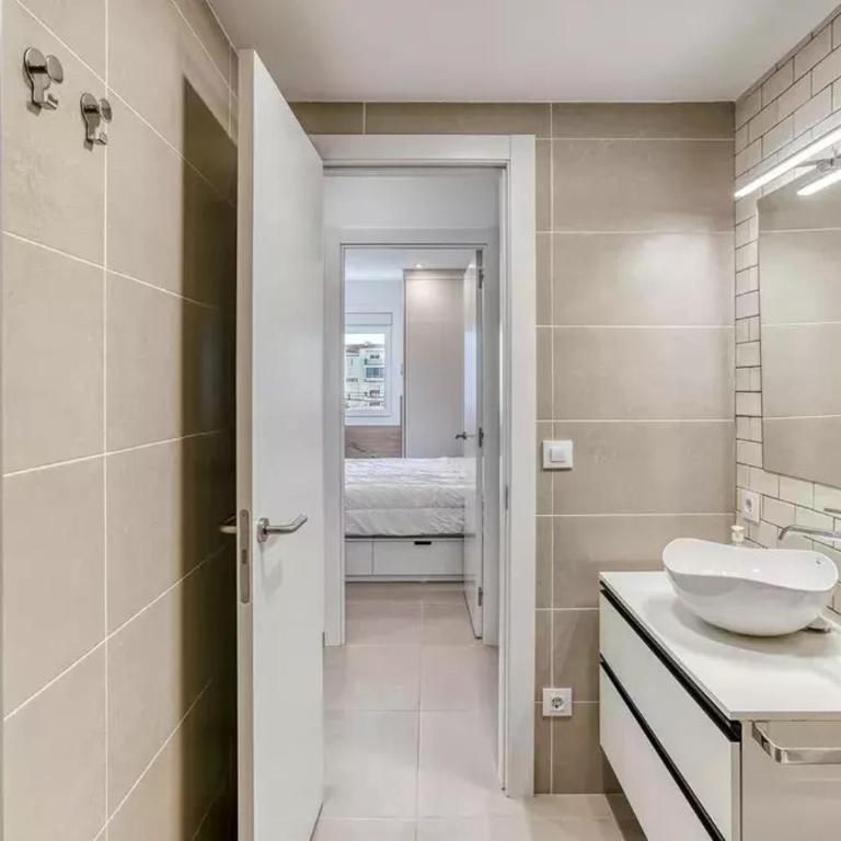 Appartement moderne à seulement 250 m de la plage - Apartamento de 1 dormitorio - 8