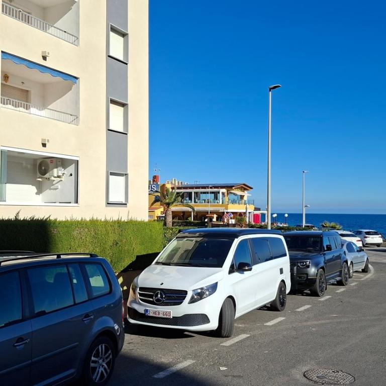 Stylish Frontline Punta Prima Suite with Sea Views - Apartamento de 2 dormitorios - 11