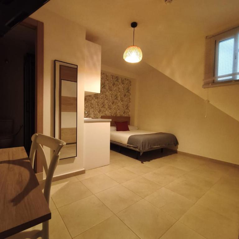 Hostal Casa Miguel Marbella - Habitación Doble con baño privado - 8