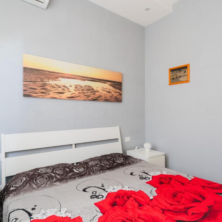 Villa Miglietta by BarbarHouse - Three-Bedroom House - 18