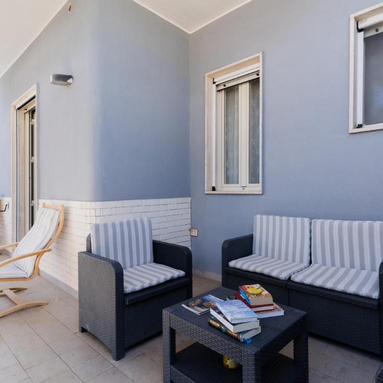 Villa Miglietta by BarbarHouse - Three-Bedroom House - 8