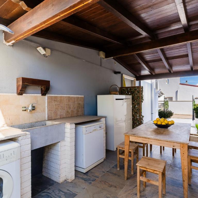 Villa Miglietta by BarbarHouse - Three-Bedroom House - 27