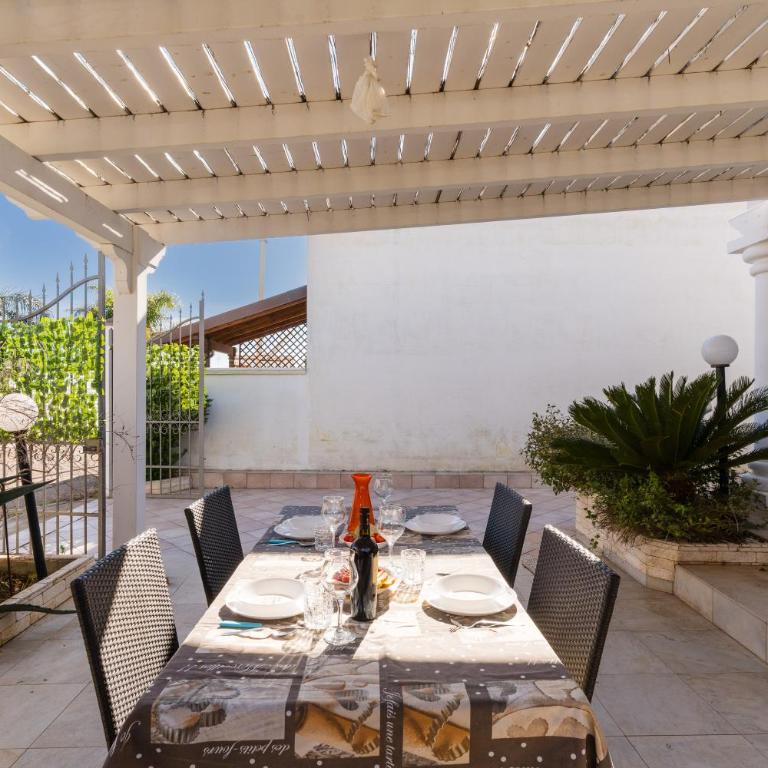 Villa Miglietta by BarbarHouse - Three-Bedroom House - 5