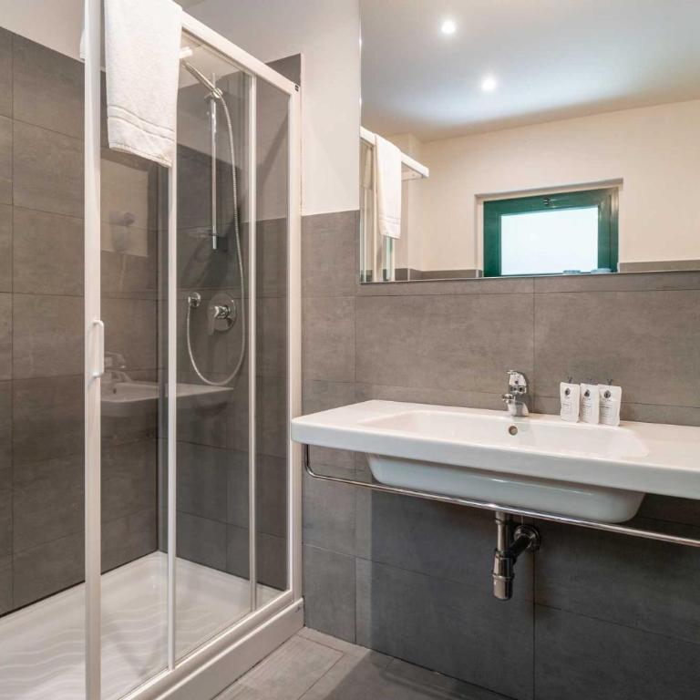 Club del Sole Desenzano Boutique Resort - Comfort Studio with Balcony or Terrace - 5
