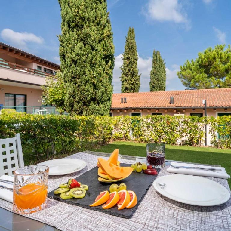 Club del Sole Desenzano Boutique Resort - Comfort Studio with Balcony or Terrace - 1