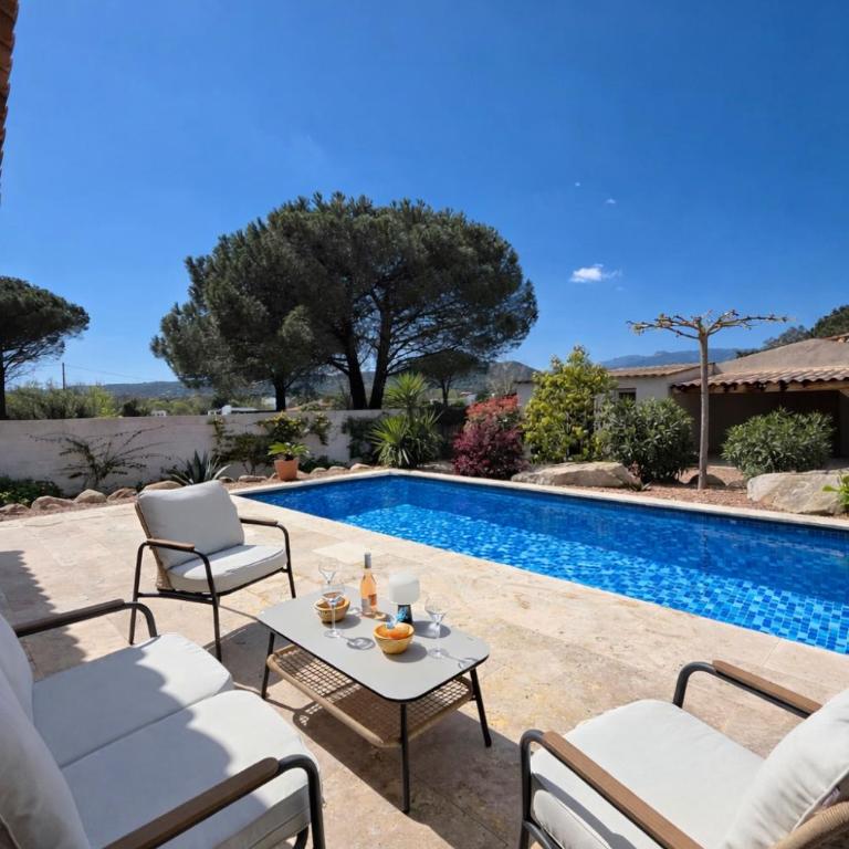 Villa avec piscine proche Palombaggia - Villa mit 2 Schlafzimmern - 1