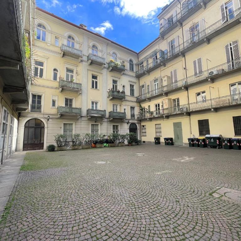 The Heritage - Grand Apartment in Historic Turin - Appartamento con 3 Camere da Letto - Piano Alto - 74