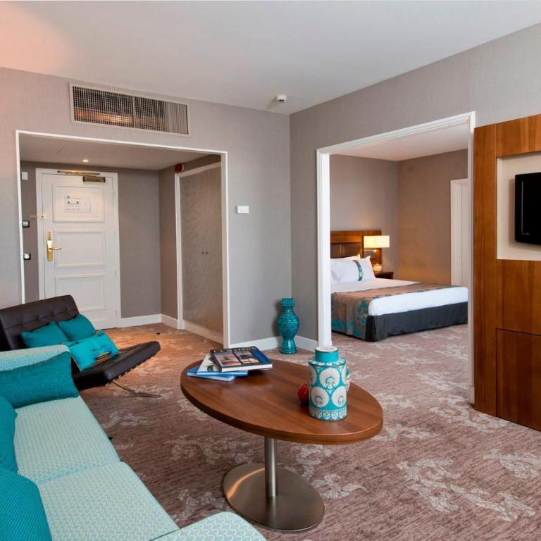 Holiday Inn Nice by IHG - Suite Lit King-Size – Non-Fumeurs - 3