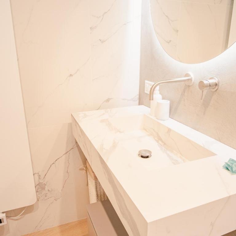 Garda Luxury Suite - Italian Homing - One-Bedroom Apartment - 32