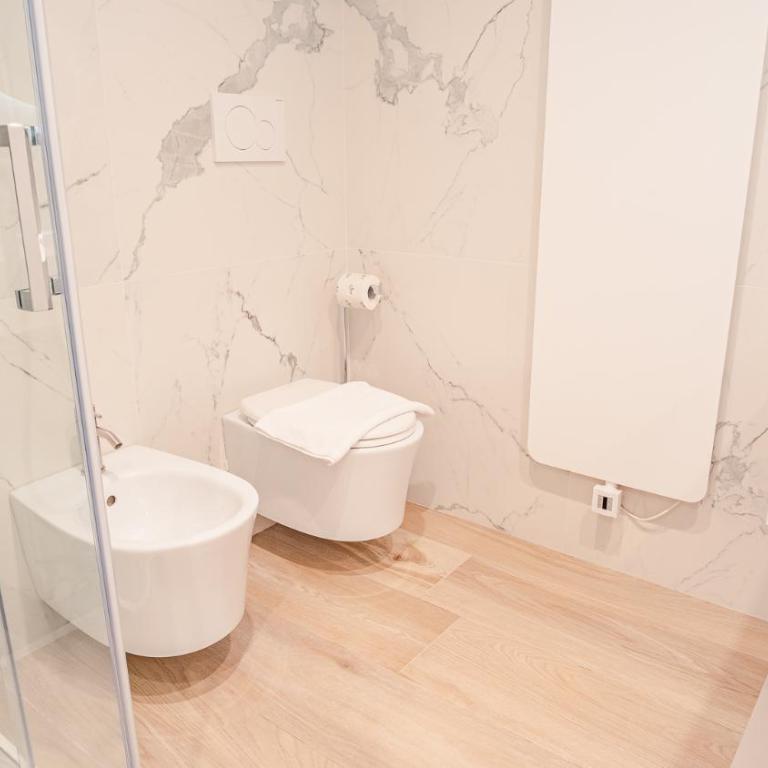 Garda Luxury Suite - Italian Homing - One-Bedroom Apartment - 33