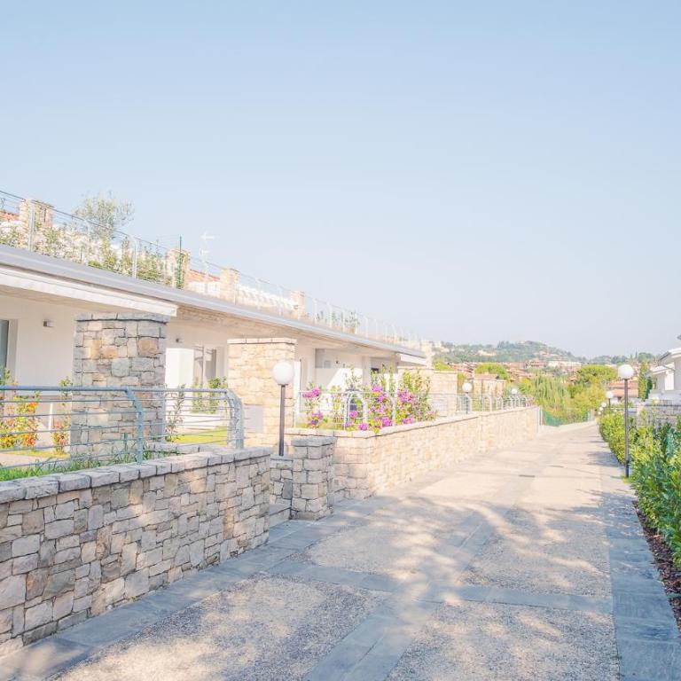 Garda Luxury Suite - Italian Homing - One-Bedroom Apartment - 37